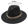 Berets jazz hat solidny kolor szeroki rdzeń metalowy dekoracje łańcucha unisex poczuć Western Cowboy Cowgirl Fedora Fashion Akcesoria