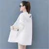 女性のトレンチコート緩んだサイズ6xl日焼け止め服女性2023年夏の韓国の反産ライン超薄い通気性ジャケット