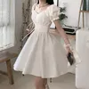 Повседневные платья Qweek Sweet White Pufk Flye платья женщины Mori Vintage Wrap Bodycon Короткие платья