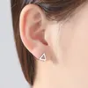 Orecchini a forma di triangolo geometrico da donna personalizzati S925 Orecchini a bottone in argento sterling Orecchini di design di marca di lusso femminile Festa di nozze Gioielli di fascia alta Regalo di San Valentino