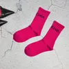 Designer Couleur Letter Socks Fashion Novelty Harajuku Lettrage Men Femmes Coton Skateboard Street Casual Sock A1