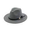 Nouveaux chapeaux élégant mode solide feutre Fedora chapeau bande large bord plat Jazz chapeaux élégant Trilby Panama casquettes en gros