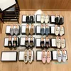 Designer Mules tofflor Kvinnor Loafers läder Sandaler Lyxiga avslappnade skor Halva drag Princetown Metal Chain Shoe Cowhide Slipper