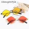 Solglasögon Sungasse Metal Rhombus Sun Glasses Oregelbundna vintage Small Frame Goggle UV400 Ladies Gafas de Sol 230511