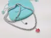 Designerstil Hot Selling Bead Halsband Love Heart Red Pink Green Three Color Emalj pärlfylld hjärthängen Halsband med Box Holiday Gift