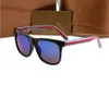 Роскошные дизайнерские солнцезащитные очки мужчины женщины солнцезащитные очки классические бренды роскошные солнцезащитные очки мода Uv400 Goggle с коробкой Retro Rame Frame Travel Beach Factory Box