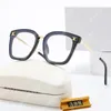 2023 óculos de sol luxuosos Menses de designer de designers para mulheres Polaroid Pequena fivela de ouro ornamental óculos de sol adumbral uv400