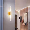 Duvar lambaları İskandinav akrilik tüp lambası modern altın metal led apliki vanity ışık fikstürleri yatak odası banyo aynası ışıkları ev dekor