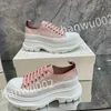 Hot Luxurys Calfskin Designer shoes sneakers Casual Shoes boots Men women high running trainer vintage trainers