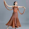 Vêtements de scène femmes vêtements de danse moderne filles sans manches robe latine salle de bal compétition Costume pratique XS5553