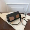 Tabby Bag 숄더 가방 여성 크로스 바디 가방 C의 베개 고급 핸드백 진짜 가죽 바게트 어깨 가방 광장 패션 가방