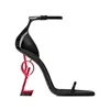 Con una scatola Cassandra Women Luxury Opyum Sandals Designer Stiletto Heels Patent Gold Black Nuedes Red Lady Fashion Party Wedding Office Heel High