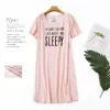 Sleep Lounge para mujer Diseñador de la marca Homewear Mujeres Casual Camisón de dibujos animados Camisón de algodón para mujer Cuello redondo para mujer Vestido de dormir de alta calidad P230511