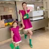 Family Matching Outfits Korea Summer Parent Child Dress Girl Baby Dragon Fruit Color Mother and Daughter Flying Sleeve Girls es 230511