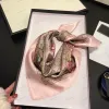 Designer bokstäver tryck blommig silkes halsduk pannband för kvinnor mode långa handtag påsar halsdukar axel tyg bagage band huvud wraps fyrkant S