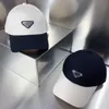 Berretti da baseball Designer Brand Cappello Berretto da baseball casual di lusso per uomini e donne amanti Bicolore Versatile Alla moda Viaggi in spiaggia Nuovo abbinamento UNQL