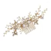 Hårklipp Boho Gold Color Branch Comb Pearls Bridal smycken Floral Kvinnor Huvudstycke Handgjorda bröllopstillbehör