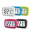 Plastic Mute Alarm Clock LCD Smartkloktemperatuur Leuke lichtgevoelig bed Digitale wekker Snooze Nightlight -kalender 50 stks