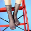Donne calzini 1 coppie da donna increspatura della caviglia ad alta mesh in pizzo di pesce con calze elastiche solide elastiche perle Accessori per calze sottili