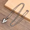 Colliers pendentifs collier pointe de flèche pour hommes sur des cadeaux de bijoux en acier inoxydable