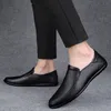 Mocassins casuais de gabinetes de gabinete de moda respirável deslizam sapatos de barco homens mocassins italianos plus size bc