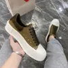 Marken-Damen-Designer-Freizeitschuhe, klassische schmutzige Schuhe, mittelhohe, doppelte Boden-Trainer, Leder, Glitzer, goldene Qualität