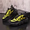 Luxury Designer New Black With Yellow Mixed Colors Lace Up Causal Flats Scarpe per uomo Mocassini Rock Mocassini Sport Walking Sneakers D2H47