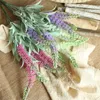 Ghirlande di fiori decorativi Provenza romantica Fiore artificiale Accessori per la decorazione della casa Fascio di lavanda in plastica Bouquet di piante finte Outd