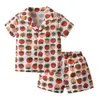 Pyjamas Kinderkleidung Cartoon Pfirsich Pyjama Set Baby Mädchen Jungen Kleidung Sommer Kinder ShirtShorts 2 Stück Set Baumwolle Nachtwäsche Anzüge 230511