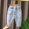 Dżinsy jasne jeansy dziewczyny proste spodnie dżinsowe spusty ubrania dla dzieci 1-5 lat dziecięce elastyczne dno talii 230512