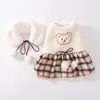 Abbigliamento per cani Vestiti per animali domestici Abito da principessa piccolo Autunno Inverno Gonna dolce Gatto Maglione caldo Cucciolo Cappotto di cartone Sciarpa di lana Barboncino Chihuahua