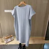 Casual Dresses Designer Straight Loose Long T-shirt Kjol Kvinnaklänning Bomull Solid Mid-Calf Regular O-Neck