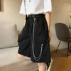 Женские шорты Rimocy Harajuku Chain Cargo Shorts Женщины летние большие карманы Широчные шорты, женщина черная высокая талия, шорты уличной одежды, женщины 230512