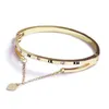Armband Designer för WomenPeach Heart Lady's Digital Armband Simple Rose Armband Gold Armeletmen Armband