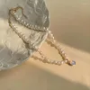 Pendentif colliers 2023 français collier de perles naturelles pour les femmes pierre de lune clavicule chaîne Baroque mariage bijoux fête cadeau