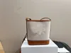 Lyxdesigners Äkta läder Klassiska väskor handväskor plånböcker cannes petit noe modellering crossbody bucket bag Dragsko