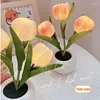 Nattlampor LED Tulip Light Simulation Flower Table Lamp Home Decoration Romantisk atmosfär gåva för kontor/rum/bar/café