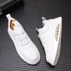 en kleine lente zomer witte lucht kussen hoog help dikke zool alle mode sport casual bord schoenen zapatos sapat b