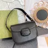 Lyxdesigner crossbody väska högkvalitativ sadel hästbitar hästsko cleo borstade tote handväskor koppling flip stängning axel hobo purses hot väska plånbok