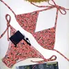 Sommer neuer Badeanzug, Designer-Design, Damen-Badeanzug mit Schnürung und hängendem Hals, geteilter, rückenfreier Badeanzug mit Alphabet, sexy, mehrfarbig, hochwertiger, hochwertiger Bikini