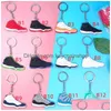 Sleutelringen Designer Keychain Mini Sneaker Ring Gift Shoes Keychains Handtas ketting Basketbal schoenhouder Drop levering sieraden DHQX5