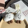 Portachiavi Fluffy Real Rex Fur Portachiavi Soft Smiling White Little Cloud Pendant Women Bag Hanging Toy Car Portachiavi in metallo Ornamenti