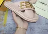 2024 Fashion Femmes hommes Designer Sandals Slippers Slide Luxury Lady Mentlemen Colorful Canvas Lettre en cuir anatomique Slide 6 Modèle de style 35-45 Chaussures Slippers