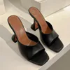 Fårskinnstofflor Amina Muaddi sandaler Modedesigner damskor 9,5 cm högklackat Partysandal 35-42 högkvalitativ mjuk äkta lädertoffel Fabriksskor