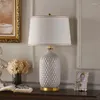 Table Lamps American Retro Ceramic Lamp Bedroom Bedside European Simple Chinese Living Room Decorative