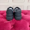 2023 TOP MĘŻCZYZN KOBIETA SNAKÓW BUSKI Casual Buty Zielony czarny biały niebieski Oreo Rainbow Pink Fashion Mens Flat Trainer Buty zewnętrzne