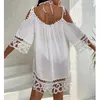 Cover-up New Hot Summer Lace Croche Women Sexig virkning Bikini Cover Up Floral White Black Bathing badkläder Beach Suit Summer Dress Tops