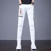 Männer Jeans Männer Slim 2023 Stretch Ripped Stickerei Gedruckt Casual Denim Hosen Streetwear Herren Hosen Blau Schwarz Weiß