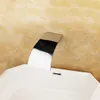 Badrum diskbänk kranar monit krom polsk vattenfall väggmonterad badkar bassäng mixer kran kran kall 2 hål