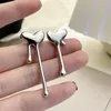 Pendientes de botón Minimalista Color plata Goteo Corazón para mujer Año Regalo Lava Derretida Amor Asimétrico